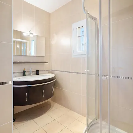 Les Citronniers - Piscine 100 M De La